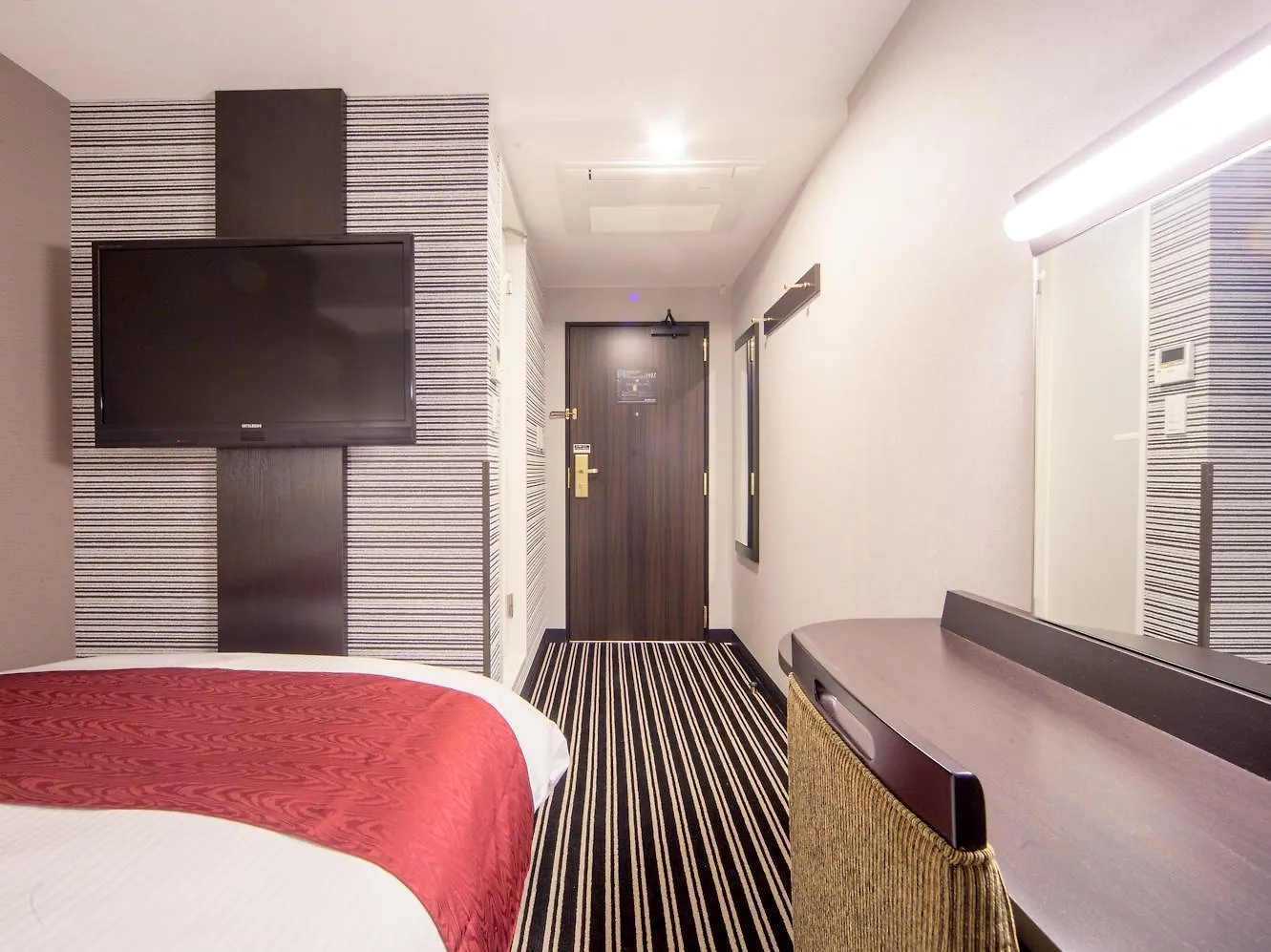 Apa Hotel Shimbashi Toranomon Tokyo
